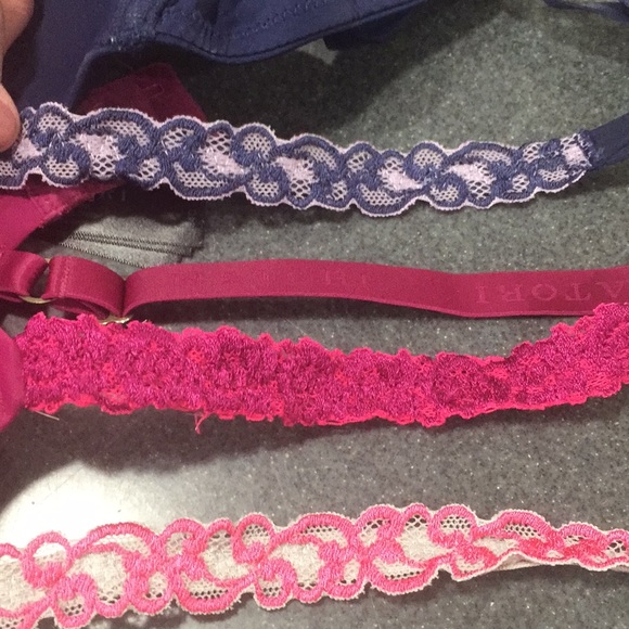 Natori Bras 34C.    SOLD - Picture 4 of 6